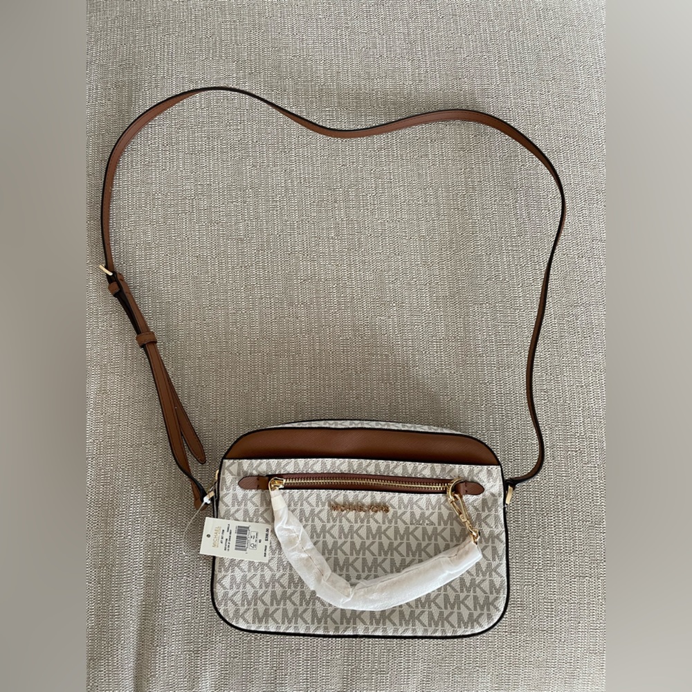 MICHAEL Michael Kors Jet Set Large Vanilla Zip Chain Crossbody NWT